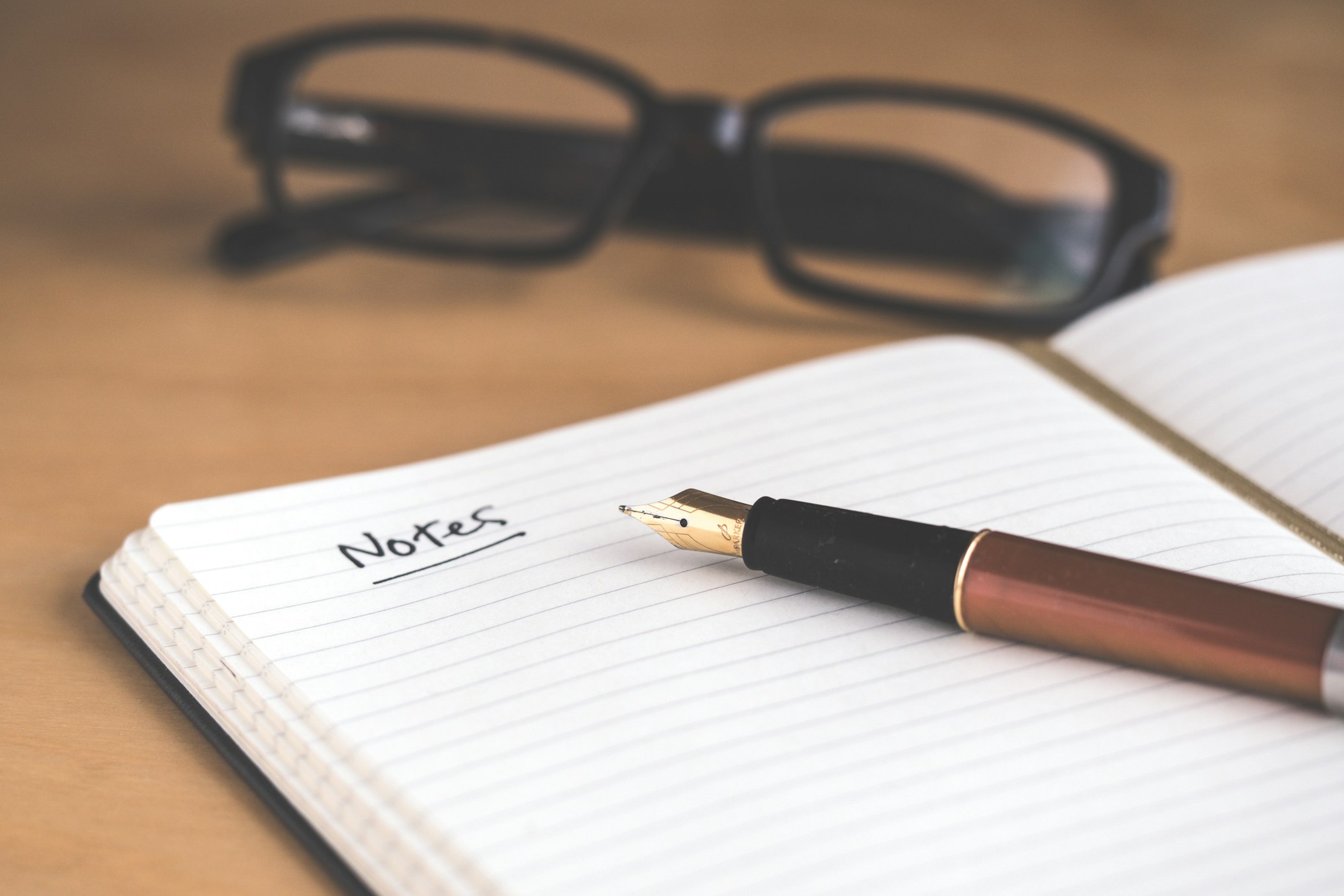 Professional Resume Templates That Boost Your ATS Score in 2025